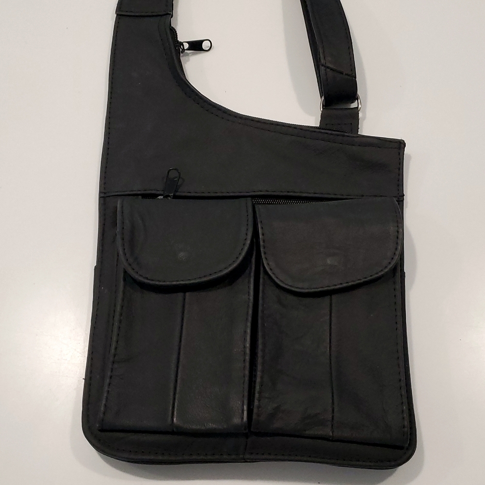 Unisex Mexican Handmade Leather Travel Crossbody Bag In Black